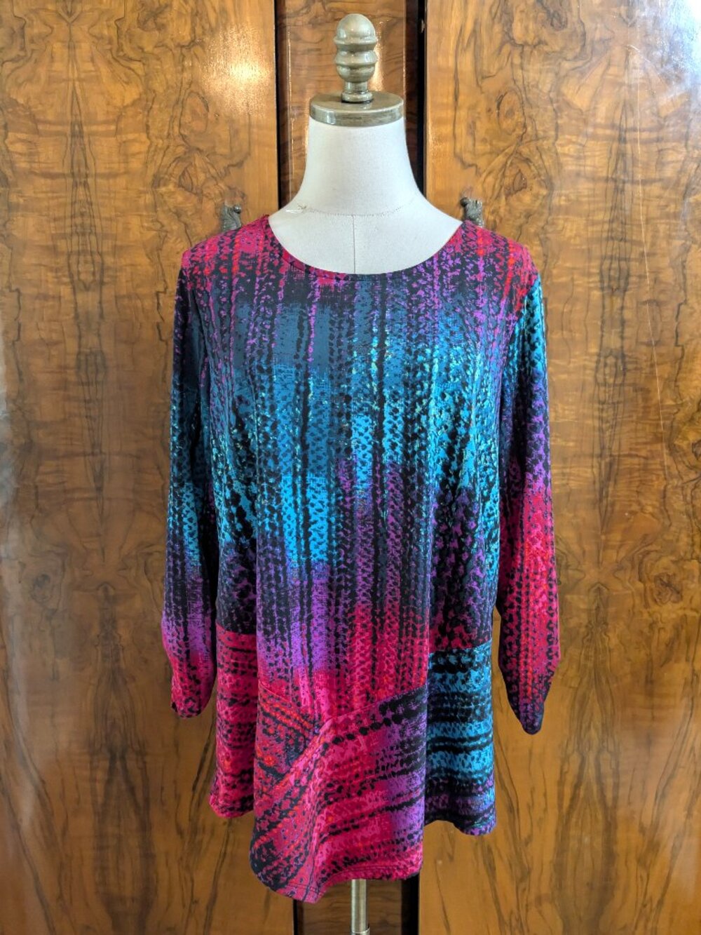 Cocomo Jewel Tone Abstract Knit Tunic Top L Vibrant Asymmetrical 3/4 Sleeve